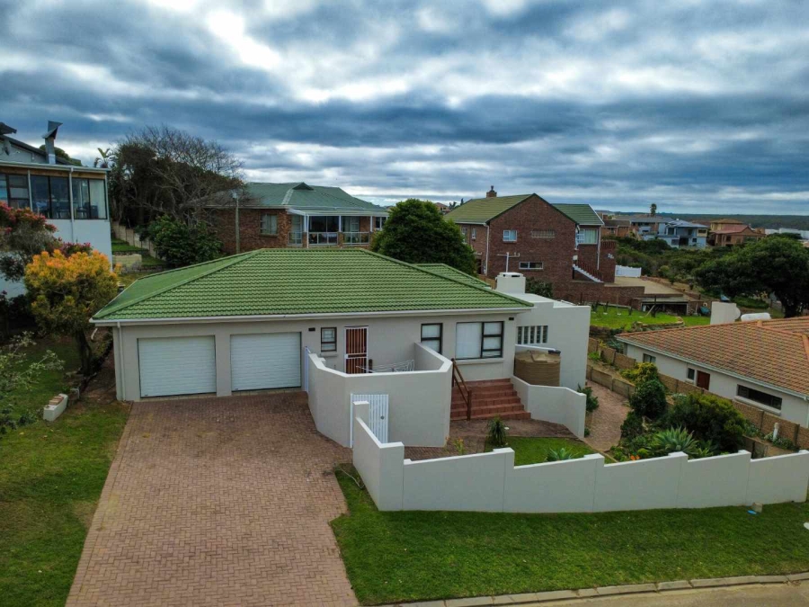 3 Bedroom Property for Sale in Stilbaai Wes Western Cape